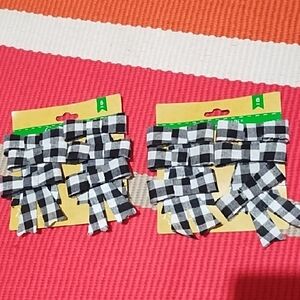 Crafter's Square Set Of 2 New Black and White Checkered Bows 6pc. Each Clips.
